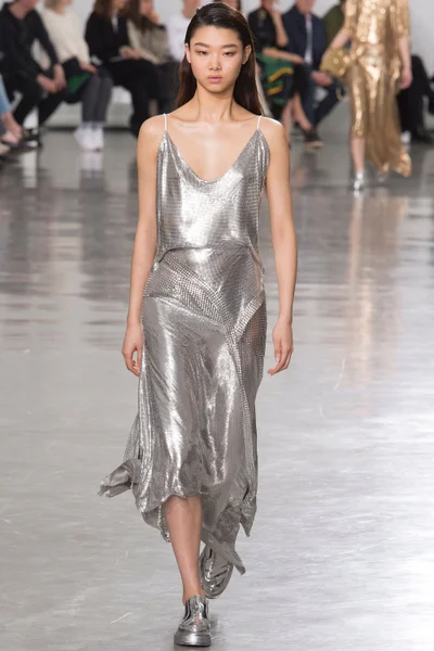 Look 7